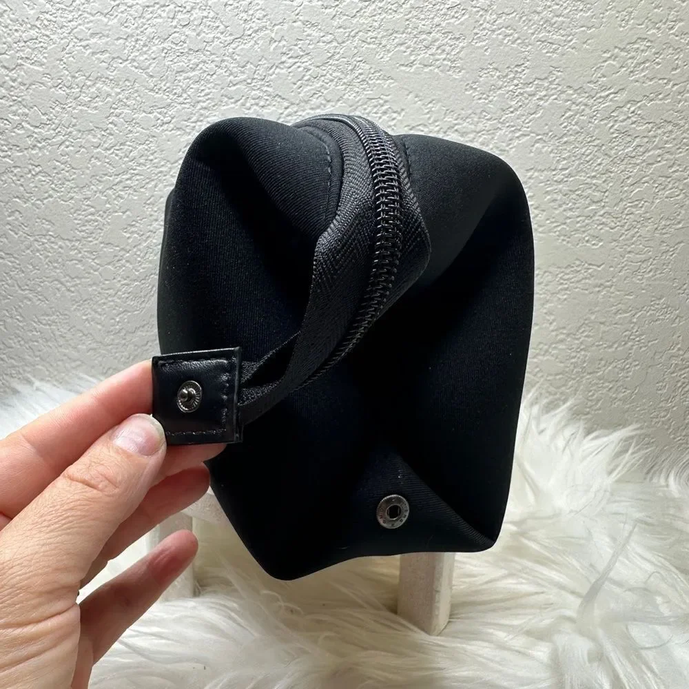 $5 🌙 Ulta Beauty Black‎ Neoprene Expandable Makeup Bag MEDIUM 8x5x4